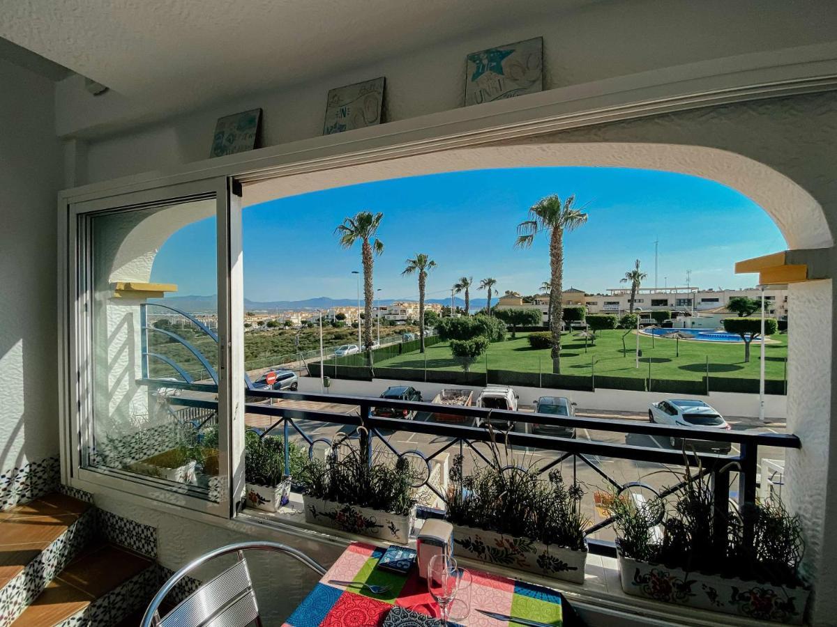 Stunning 2 Bedroom Apartment With Pool View Alicante Exteriör bild