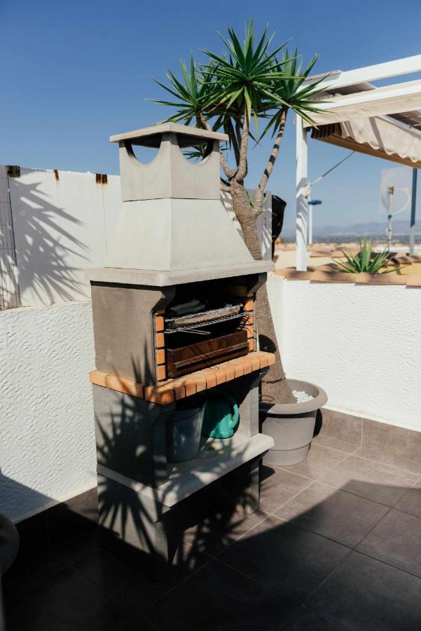 Stunning 2 Bedroom Apartment With Pool View Alicante Exteriör bild