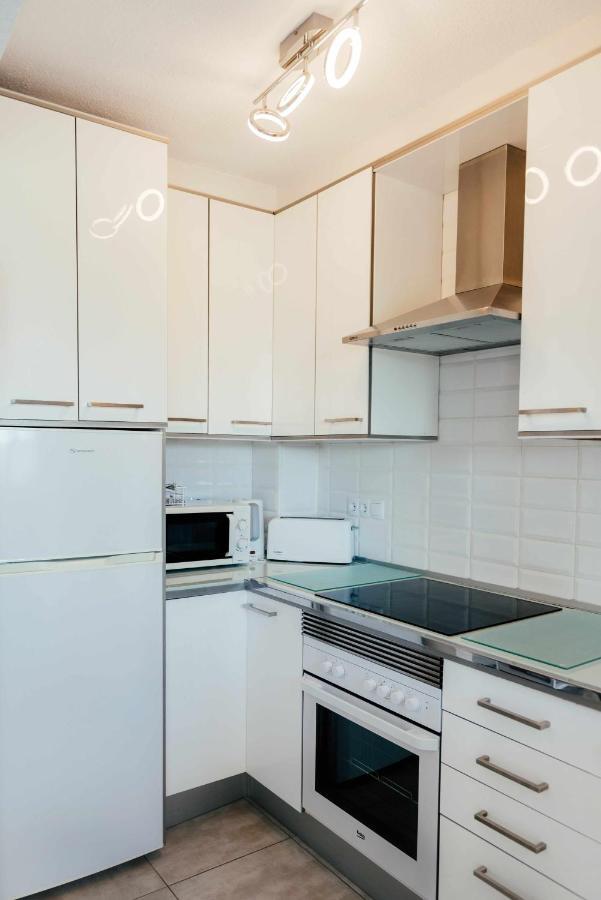 Stunning 2 Bedroom Apartment With Pool View Alicante Exteriör bild